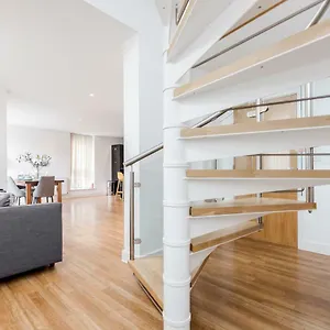  Apartment Excel Majestic