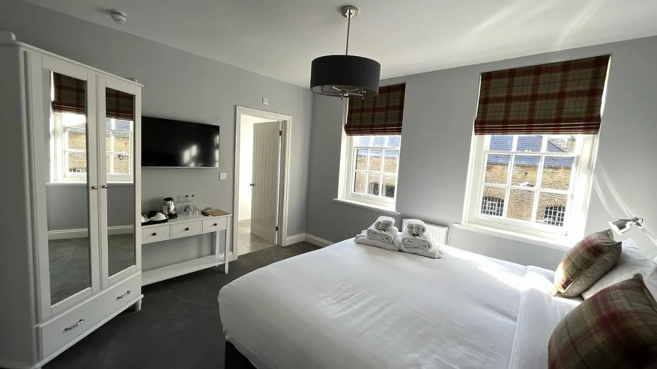 Dockers Inn London 2*,